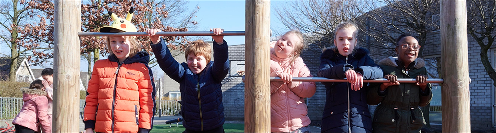 Van Voorthuijsenschool (Hoofddorp)